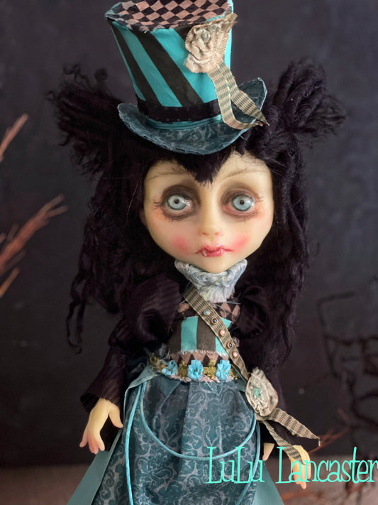 Luella The Victorian Vampire Original LuLu Lancaster Halloween Art Doll