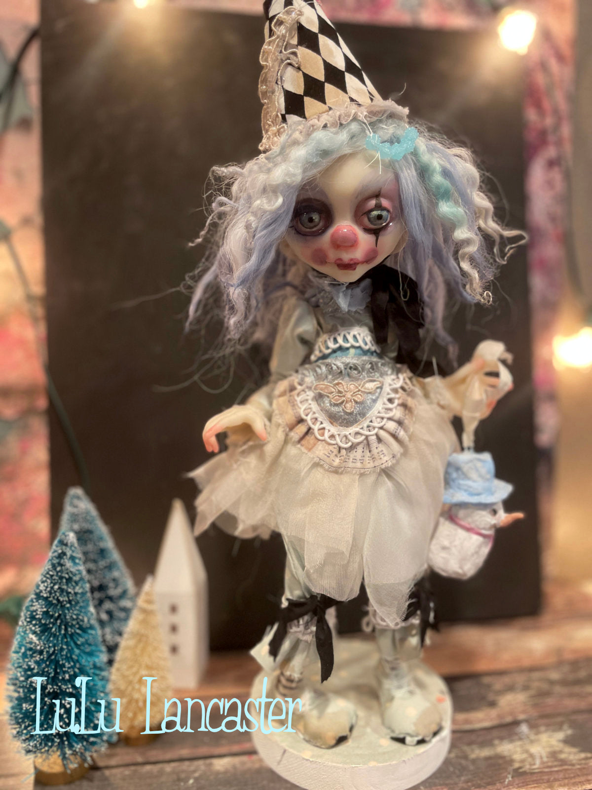 Silence Poupee the winter clown LuLu's Holiday Original LuLu Lancaster Art Doll