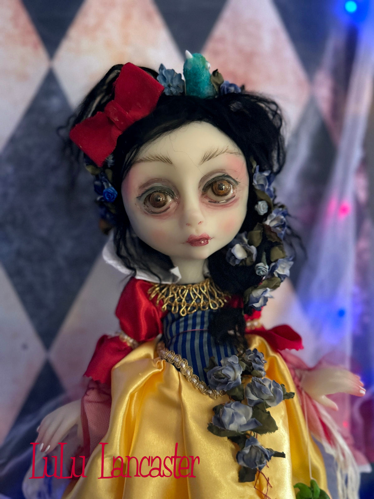 Snow White LuLus Holiday Original LuLu Lancaster Art Doll