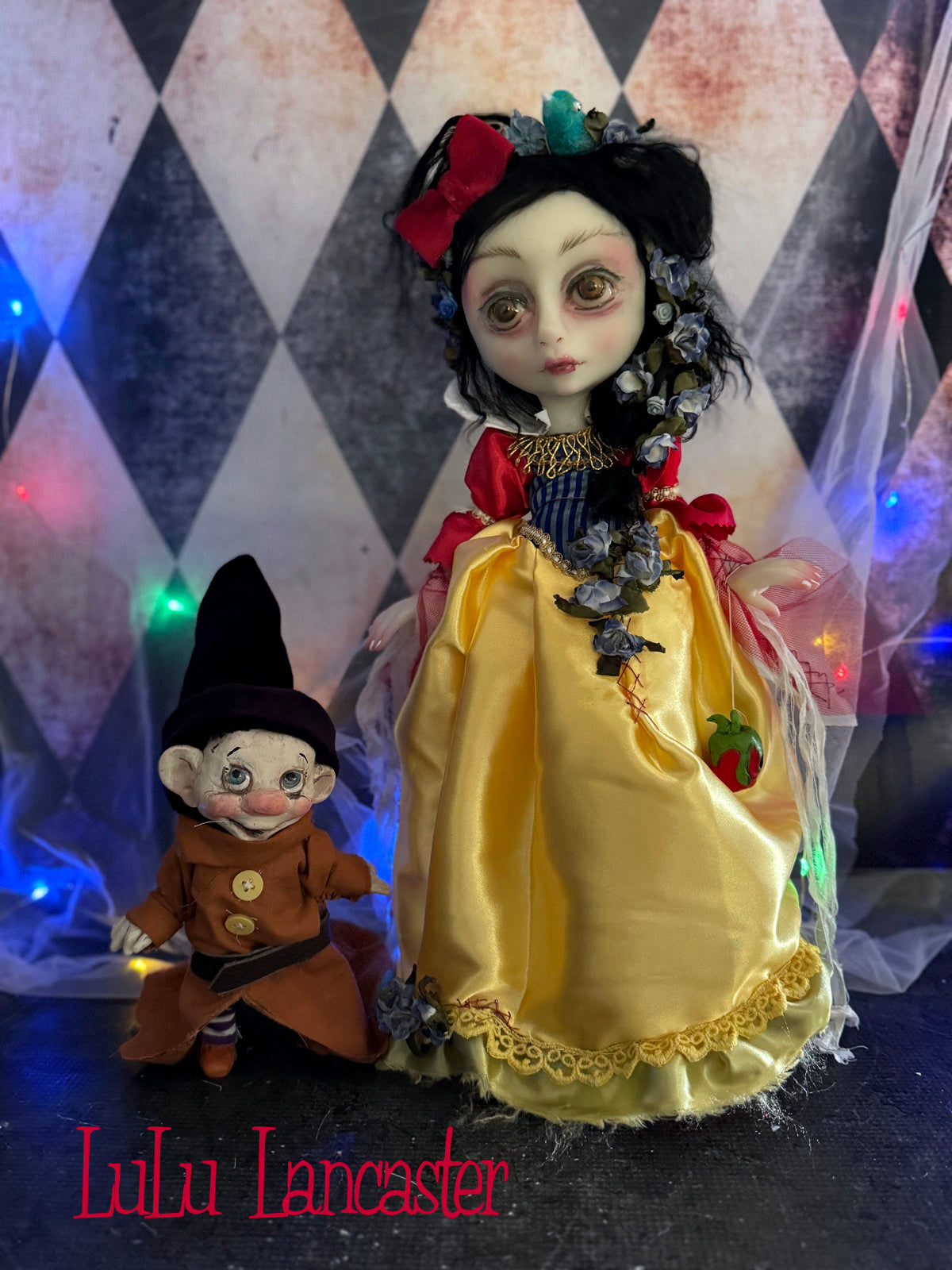 Snow White LuLus Holiday Original LuLu Lancaster Art Doll