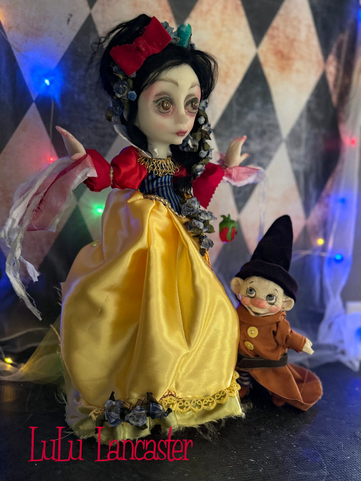 Snow White LuLus Holiday Original LuLu Lancaster Art Doll