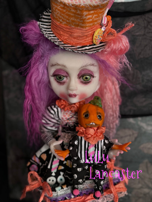 SugarSue Sweets spooky sweet Halloween Original LuLu Lancaster Art Dolls