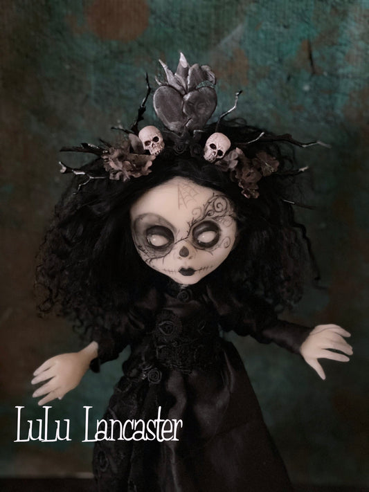Aitana Muerta Valloween Original LuLu Lancaster Art Doll