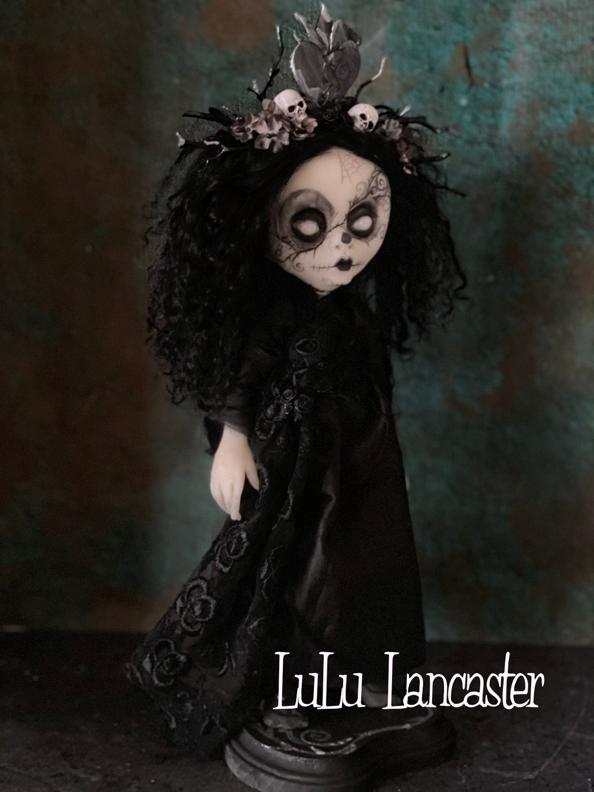 Aitana Muerta Valloween Original LuLu Lancaster Art Doll