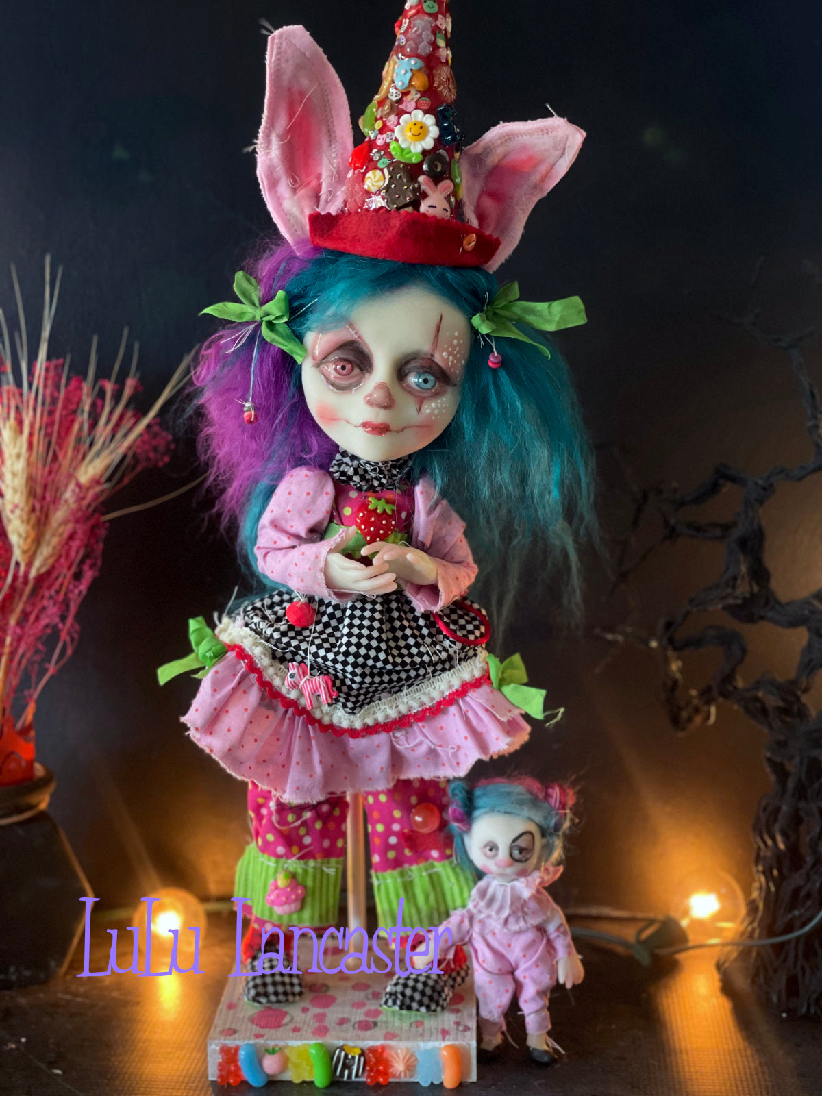 Strawberry Crush Poupee the Clown  Original LuLu Lancaster Art Doll