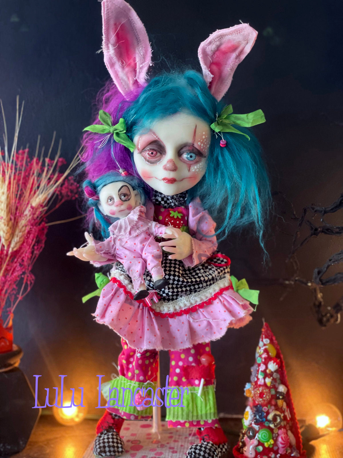 Strawberry Crush Poupee the Clown  Original LuLu Lancaster Art Doll