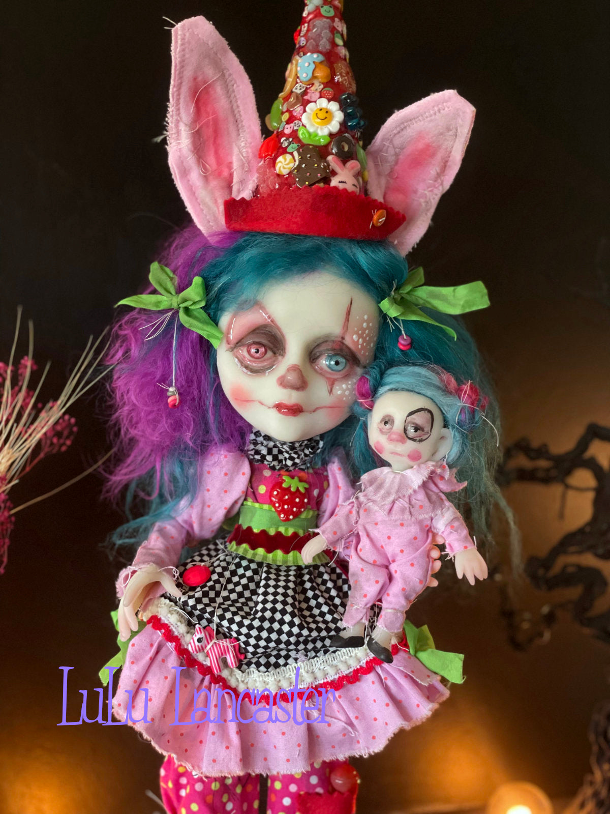 Strawberry Crush Poupee the Clown  Original LuLu Lancaster Art Doll